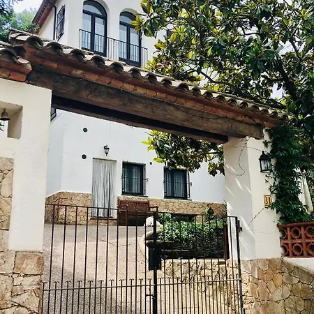 Apartment Guest In Collserola Natural Park Close To Barcelona *