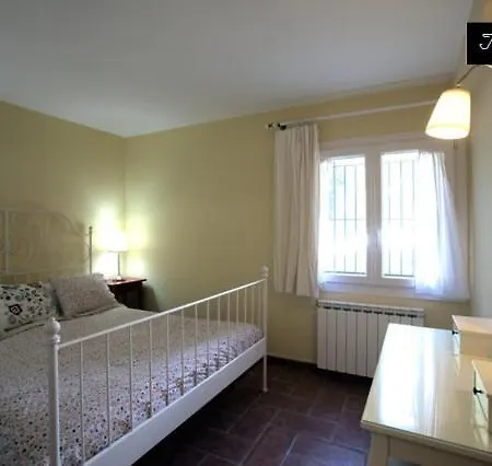 Guest In Collserola Natural Park Close To Barcelona Apartment *